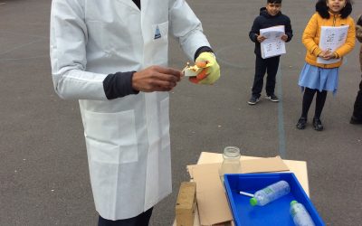 Professor Nathan helps year 2 investigate the properties of materials